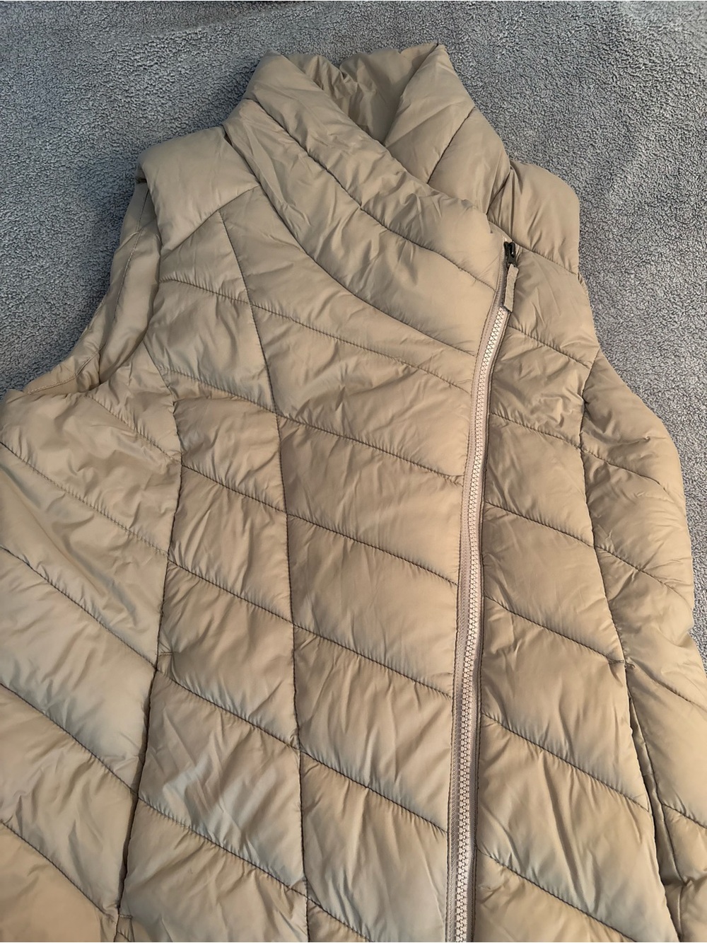 Nicole Miller Puffer Vest Asymmetrical Zip Large Beige Quilted - Picture 2 of 9